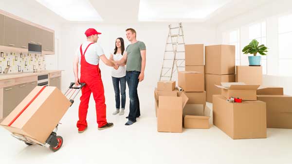 How Movers Can Help You Move Easily